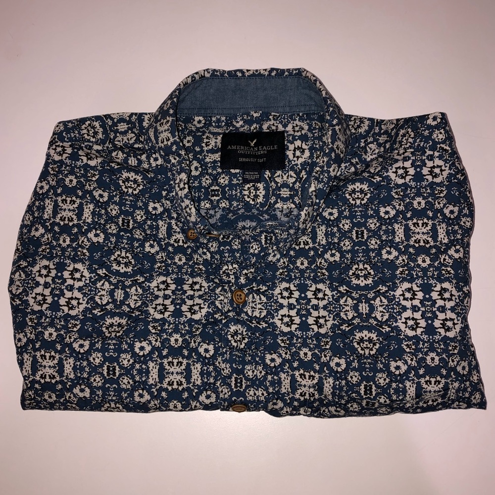 American Eagle Seriously Soft short sleeve button